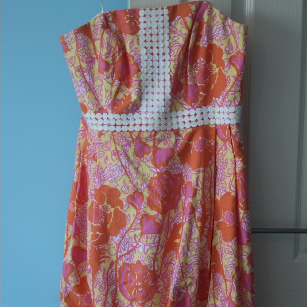 Strapless dress